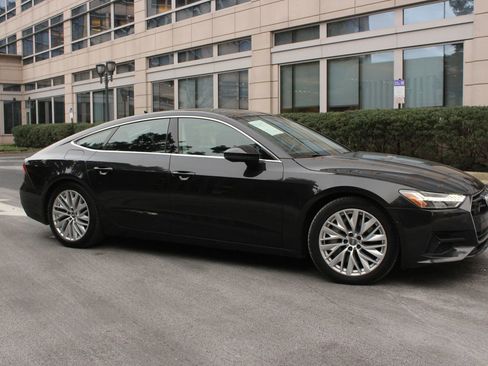 Used 2020 Audi A7 3.0T Premium Plus w/ Premium Plus Package image 2