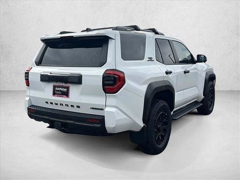 Used 2025 Toyota 4Runner TRD Off-Road Premium AWD/4WD image 7