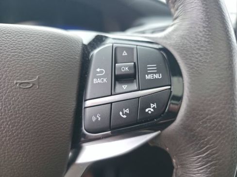 Used 2022 Ford Explorer King Ranch w/ Premium Technology Package image 16