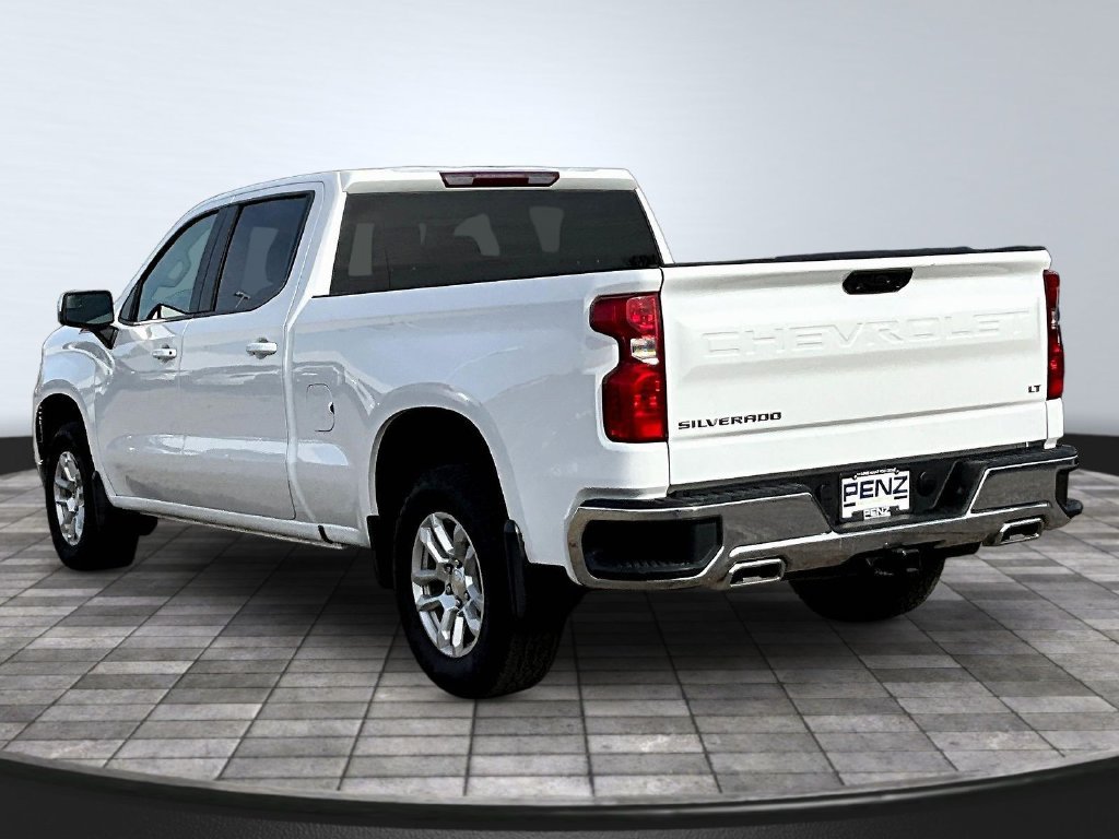 Used 2023 Chevrolet Silverado 1500 LT AWD/4WD image 5
