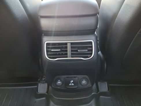 Used 2022 Hyundai Santa Fe Calligraphy AWD/4WD image 30