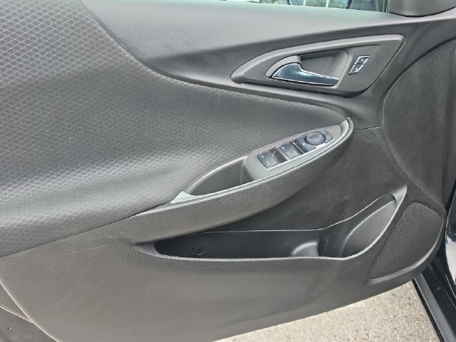 Used 2025 Chevrolet Malibu LT FWD image 16