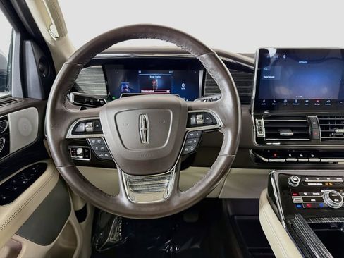 Used 2023 Lincoln Navigator L Black Label AWD/4WD image 23