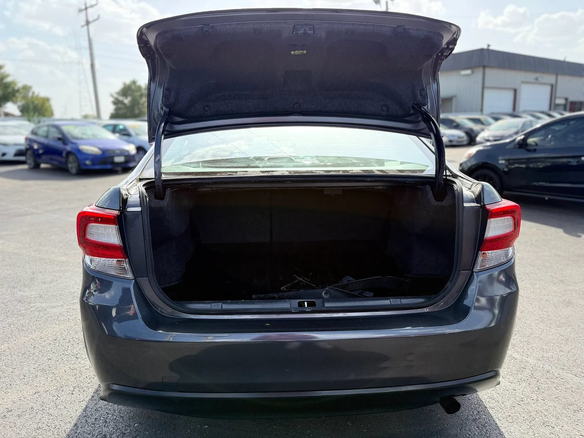 Used 2018 Subaru Impreza 2.0i AWD/4WD image 28