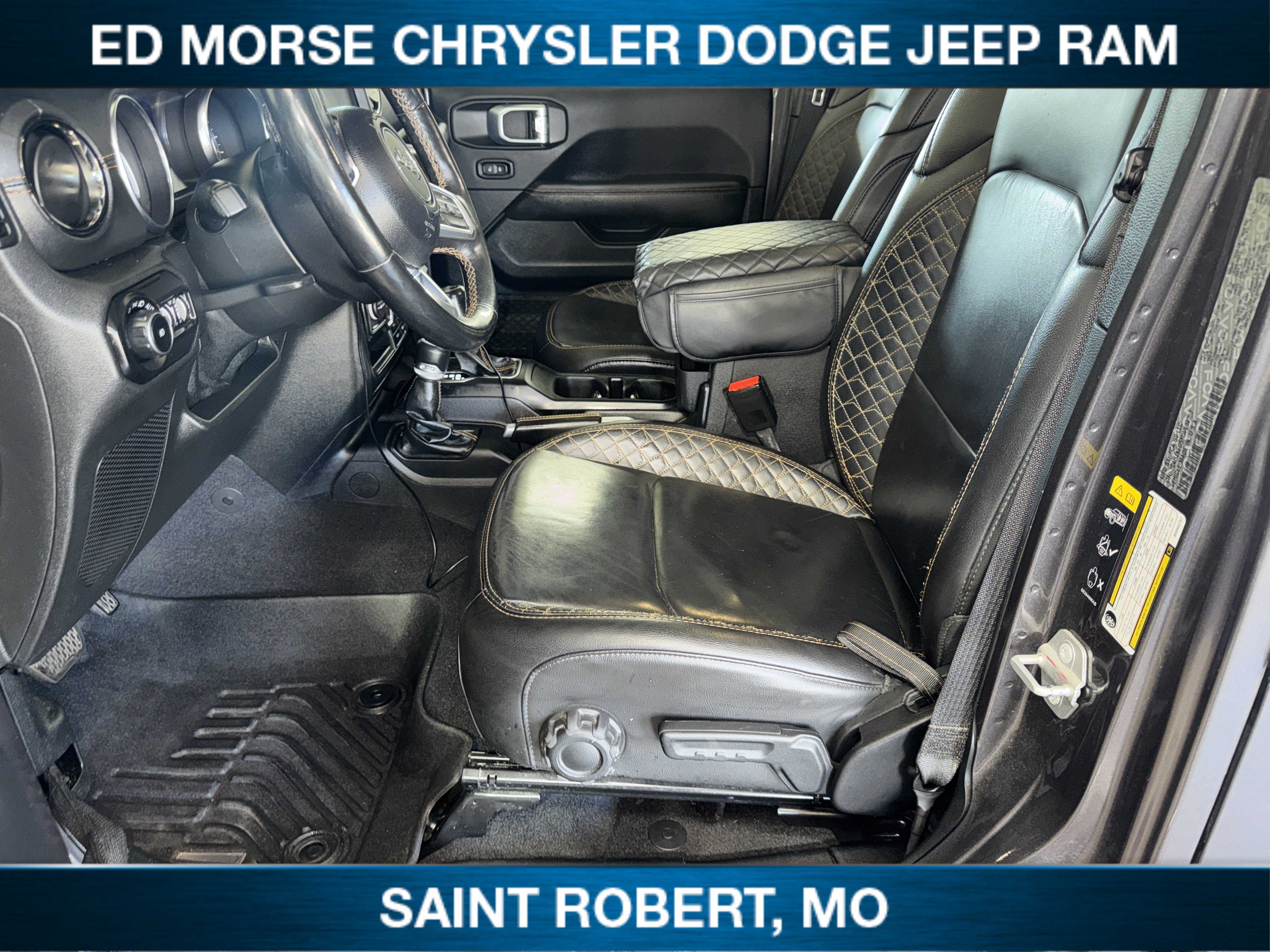 Used 2021 Jeep Wrangler Unlimited Sahara AWD/4WD image 25