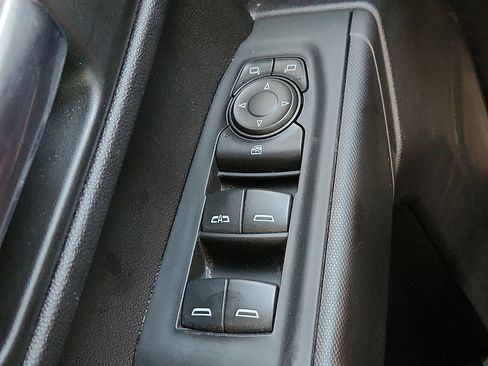Used 2024 Chevrolet Silverado 1500 Custom AWD/4WD image 17