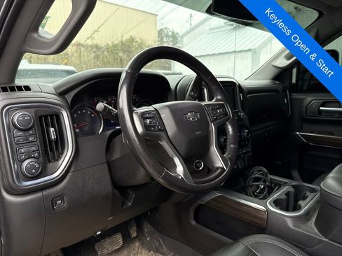 Used 2021 Chevrolet Silverado 1500 RST image 9