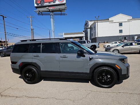 Used 2024 Hyundai Santa Fe XRT image 6