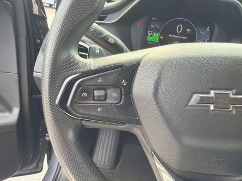 Used 2022 Chevrolet Bolt EUV LT w/ Driver Confidence Package FWD image 24