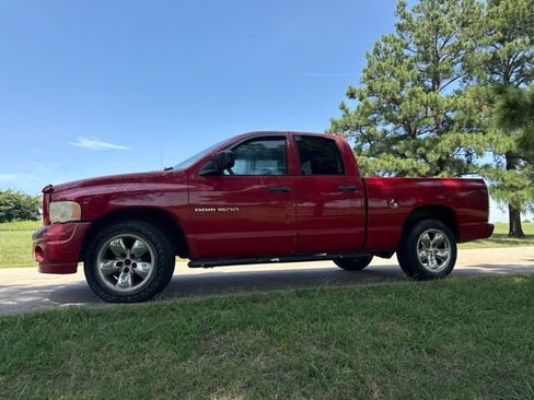 Used 2005 Dodge Ram 1500 Truck SLT RWD image 4