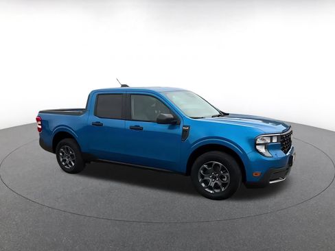 Used 2026 Ford Maverick XLT FWD image 2