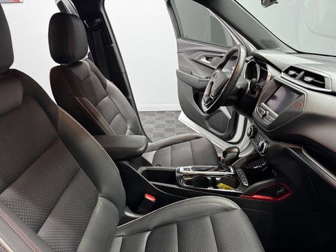 Used 2021 Chevrolet TrailBlazer RS image 53