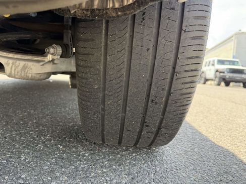 Used 2022 Ford Explorer ST w/ Equipment Group 401A AWD/4WD image 15