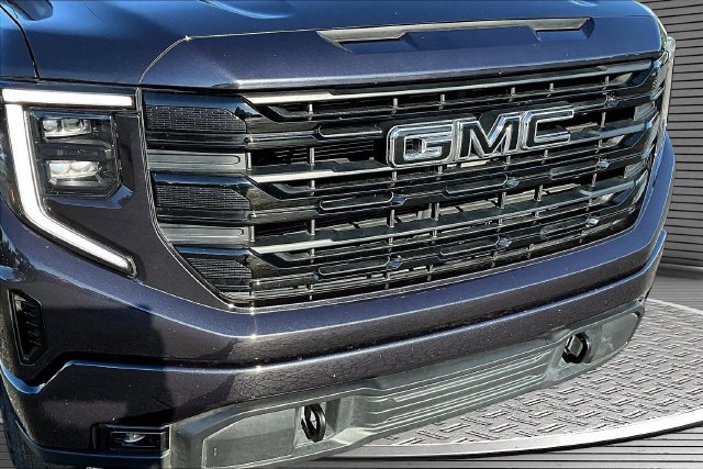 Used 2025 GMC Sierra 1500 Elevation AWD/4WD image 34