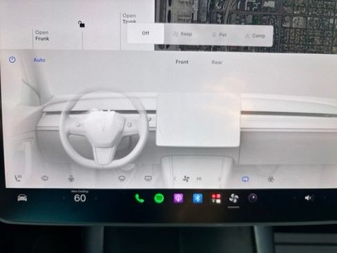 Used 2025 Tesla Model Y Long Range AWD/4WD image 22