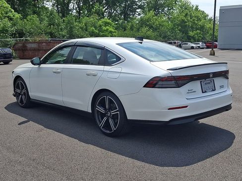 Used 2023 Honda Accord Sport image 4