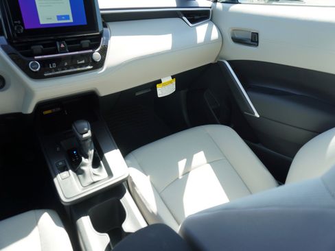 New 2026 Toyota Corolla Cross LE image 16