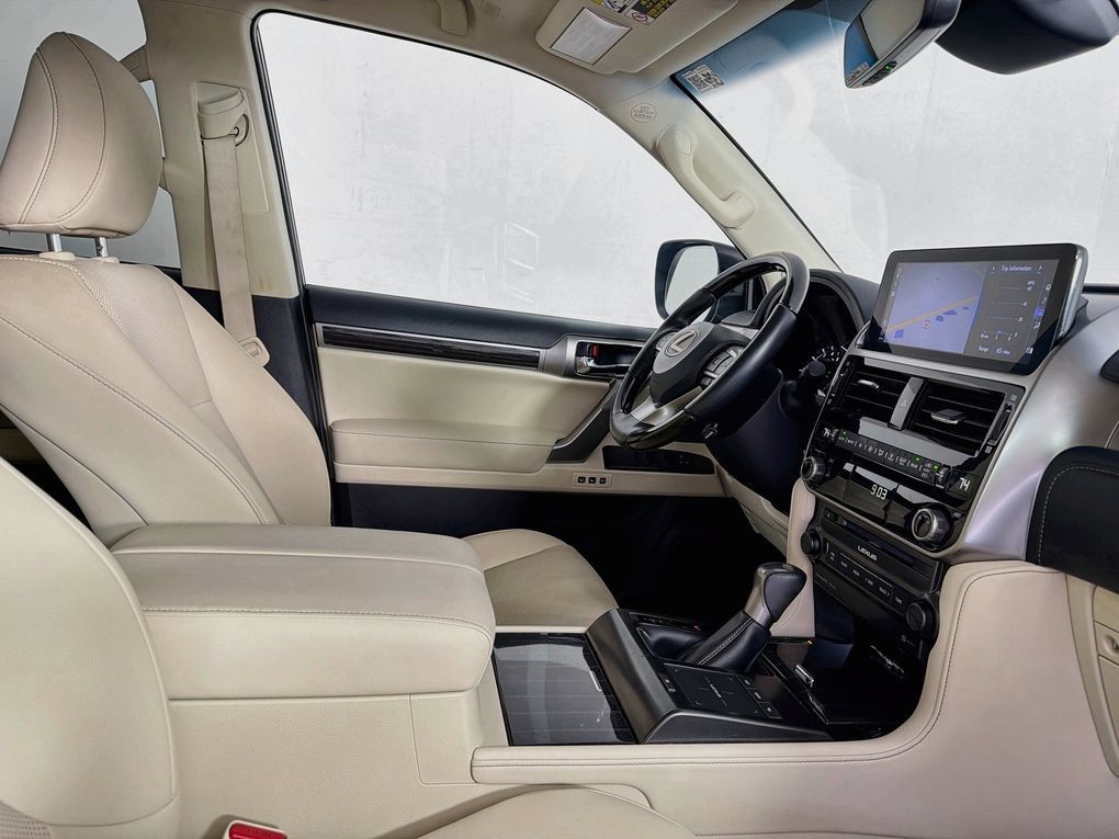 Used 2023 Lexus GX 460 Premium w/ Premium Package AWD/4WD image 36