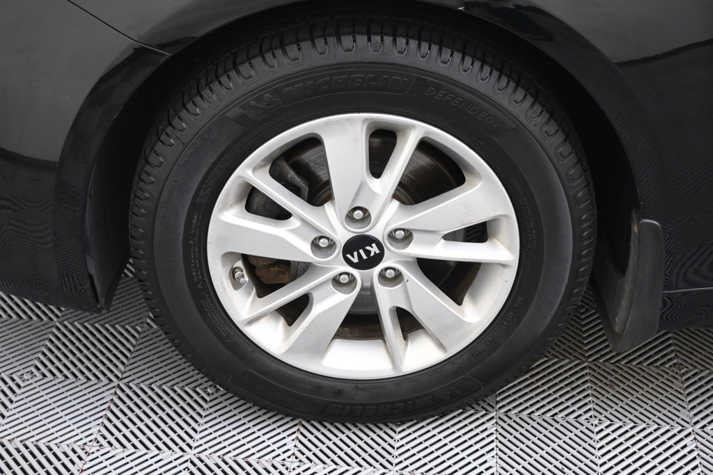 Used 2016 Kia Optima LX FWD image 19