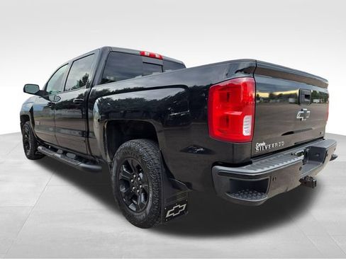 Used 2018 Chevrolet Silverado 1500 LTZ Z71 w/ LTZ Plus Package AWD/4WD image 11