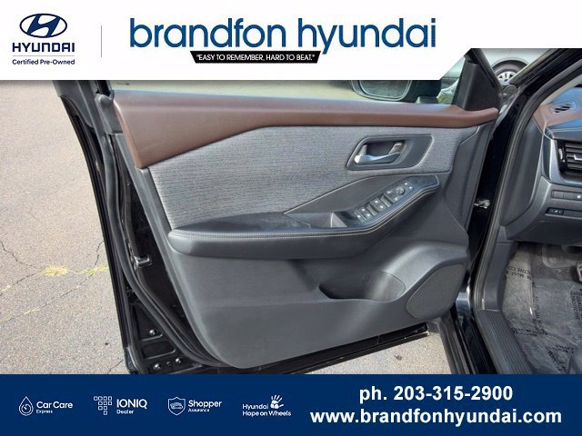 Used 2021 Nissan Rogue SV AWD/4WD image 11