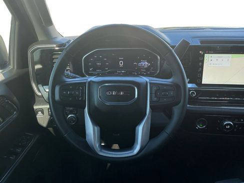 Used 2024 GMC Sierra 1500 SLE AWD/4WD image 18