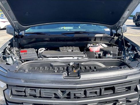 New 2026 Chevrolet Silverado 1500 Custom w/ Turbomax Blackout Package AWD/4WD image 12