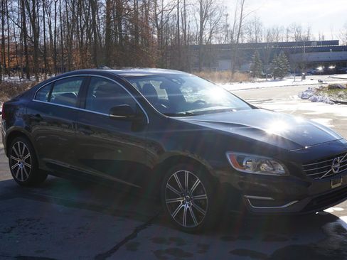 Used 2014 Volvo S60 T5 image 8