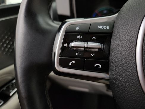Used 2022 Kia Sorento SX image 26
