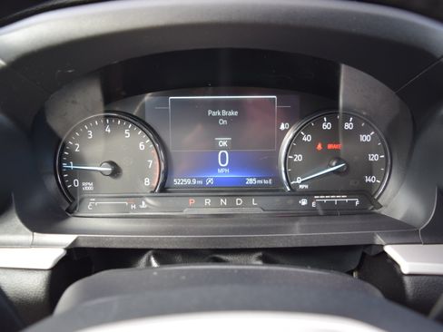Used 2023 Ford Explorer XLT w/ Equipment Group 202A AWD/4WD image 12