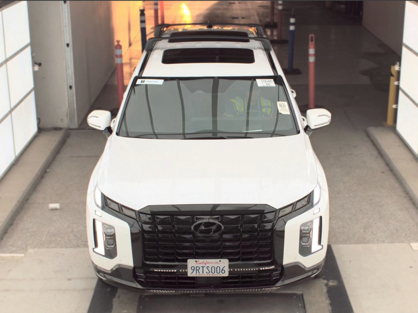 Used 2025 Hyundai Palisade Calligraphy AWD/4WD image 2