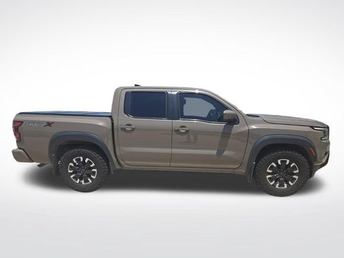 Used 2022 Nissan Frontier Pro-X RWD image 4