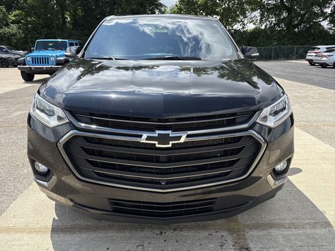 Used 2020 Chevrolet Traverse Premier w/ Redline Edition AWD/4WD image 2