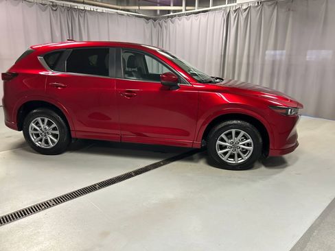 Used 2025 MAZDA CX-5 AWD 2.5 S w/ Preferred Package image 8