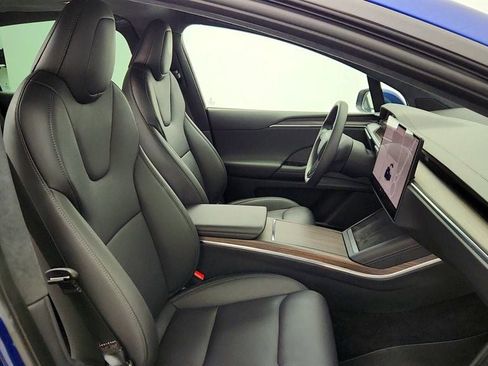 Used 2024 Tesla Model X image 30