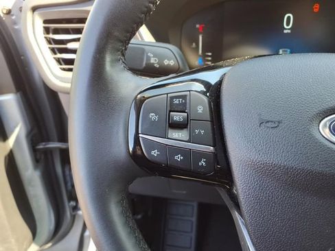 Used 2023 Ford Escape Active w/ Tech Pack #1 AWD/4WD image 19