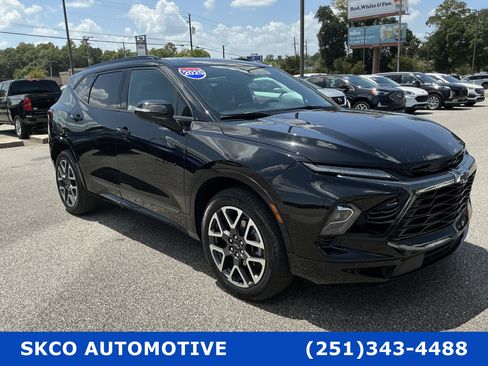 Used 2025 Chevrolet Blazer RS FWD image 7