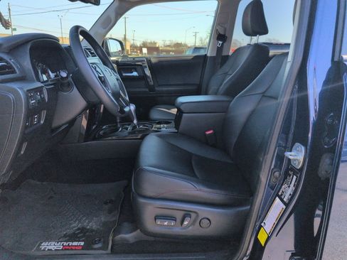 Used 2021 Toyota 4Runner TRD Off-Road Premium w/ Moonroof Package image 9