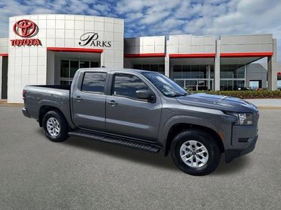 Used 2024 Nissan Frontier SV w/ Tow Package