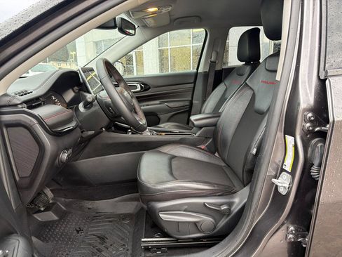 Used 2022 Jeep Compass Trailhawk image 20