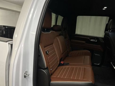 Certified 2025 GMC Sierra 3500 Denali Ultimate AWD/4WD image 28