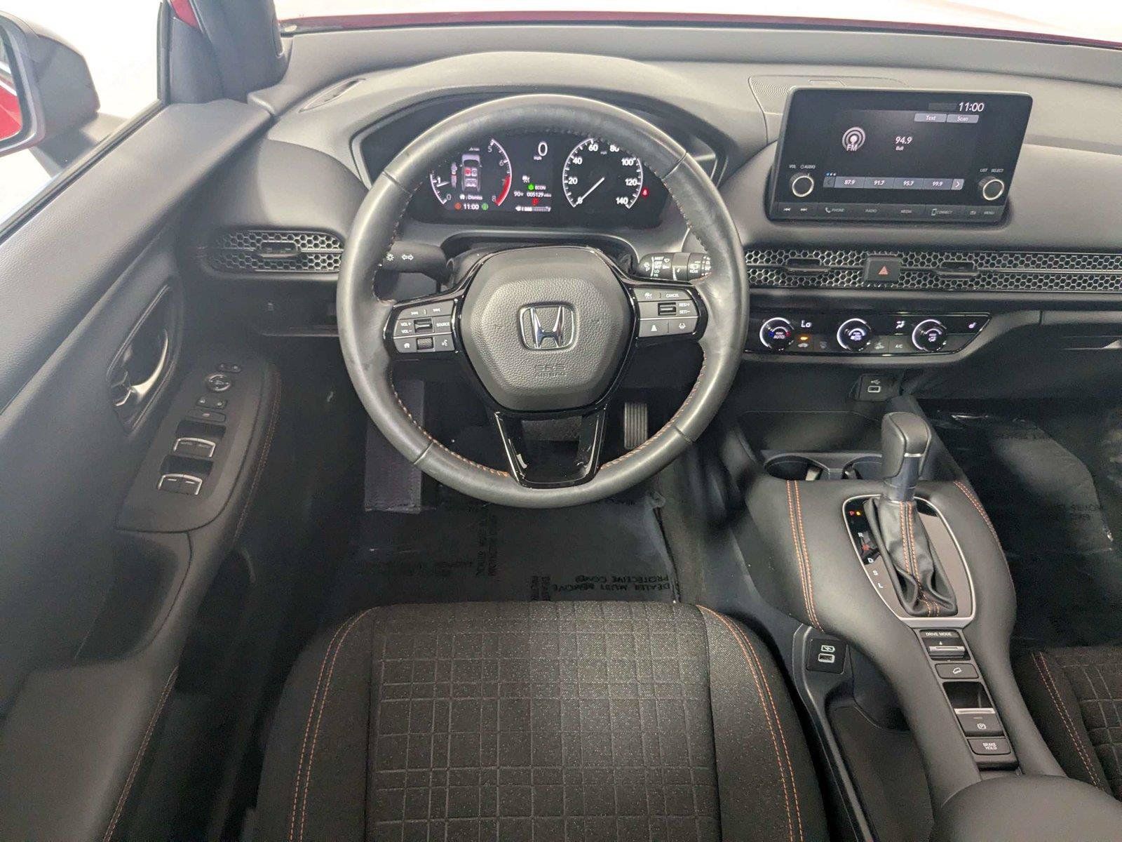 Used 2023 Honda HR-V Sport image 36