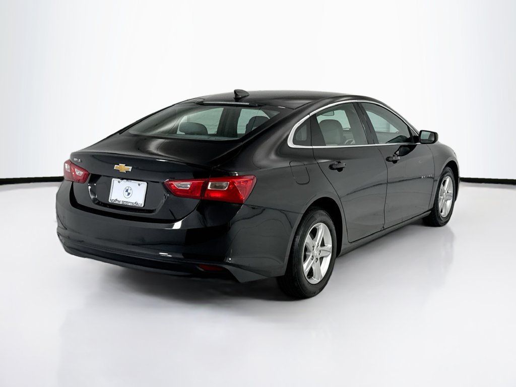Used 2023 Chevrolet Malibu LS FWD image 5