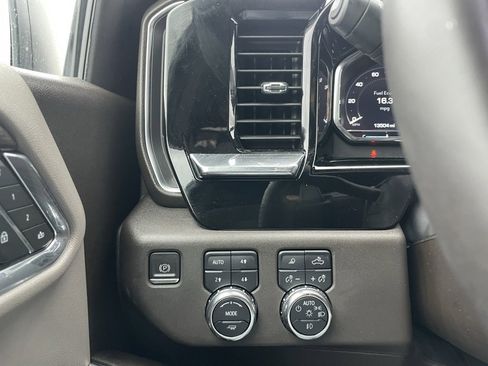 Used 2023 GMC Sierra 1500 SLT w/ SLT Premium Package image 13