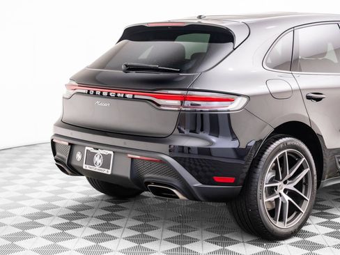 Certified 2026 Porsche Macan AWD/4WD image 35