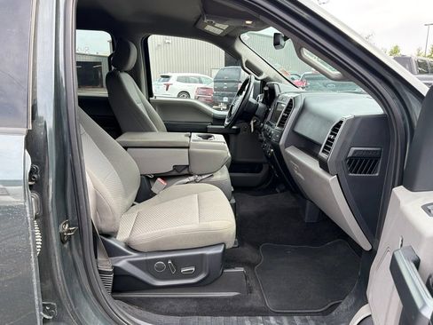 Used 2018 Ford F150 XLT w/ Equipment Group 302A Luxury AWD/4WD image 16