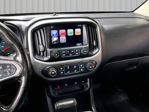 Used 2015 Chevrolet Colorado LT AWD/4WD image 9