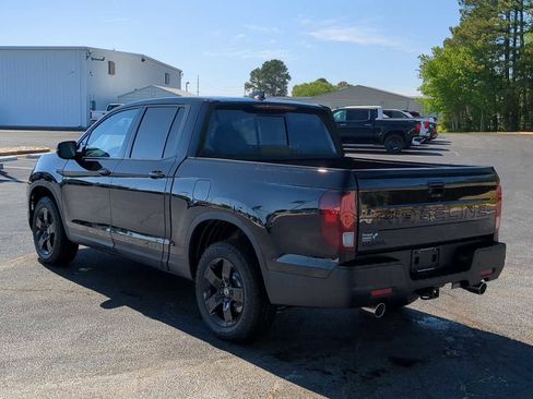 New 2026 Honda Ridgeline Black Edition image 6