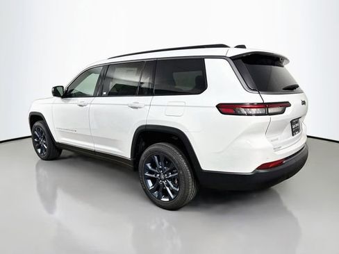 New 2026 Jeep Grand Cherokee L Limited AWD/4WD image 5