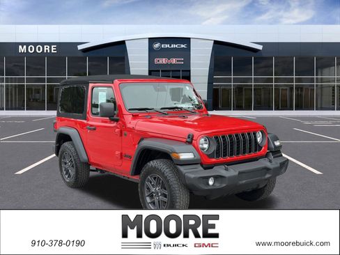 Used 2024 Jeep Wrangler Sport S image 1